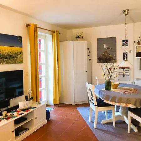 Rugana - Komfort Mit 1 Schlafzimmer Und Terrasse B37 *